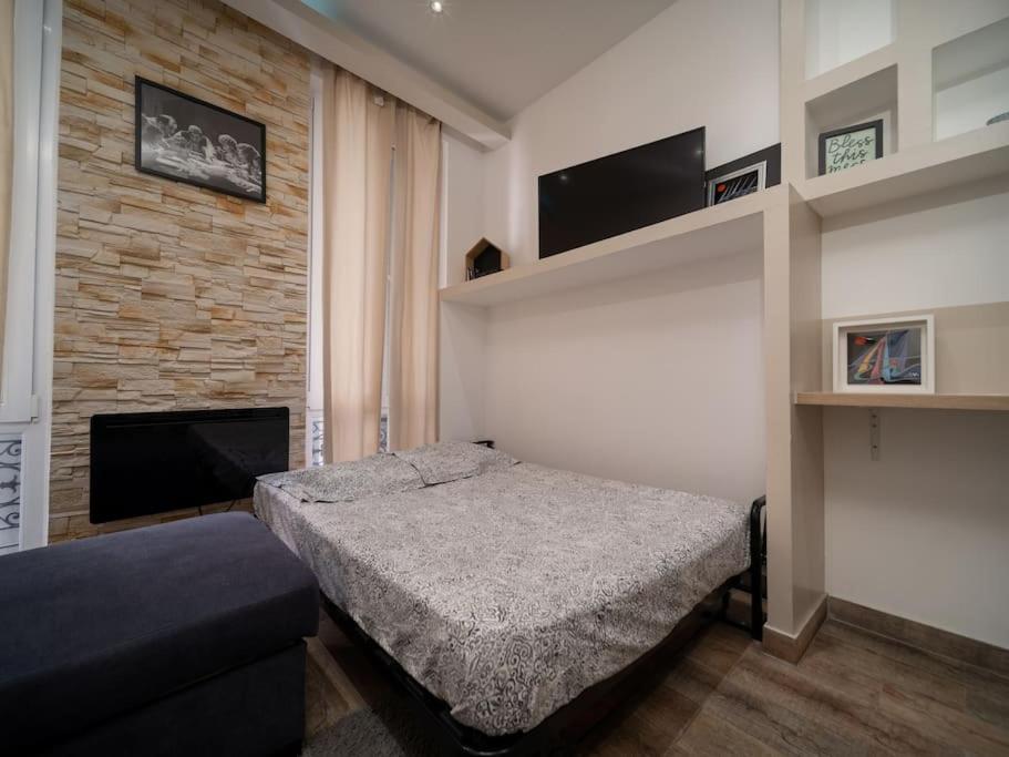 Appartement Tout Equipe 2 A 4 Couchages Au Coeur Du Vieux Port Marseille Exterior photo